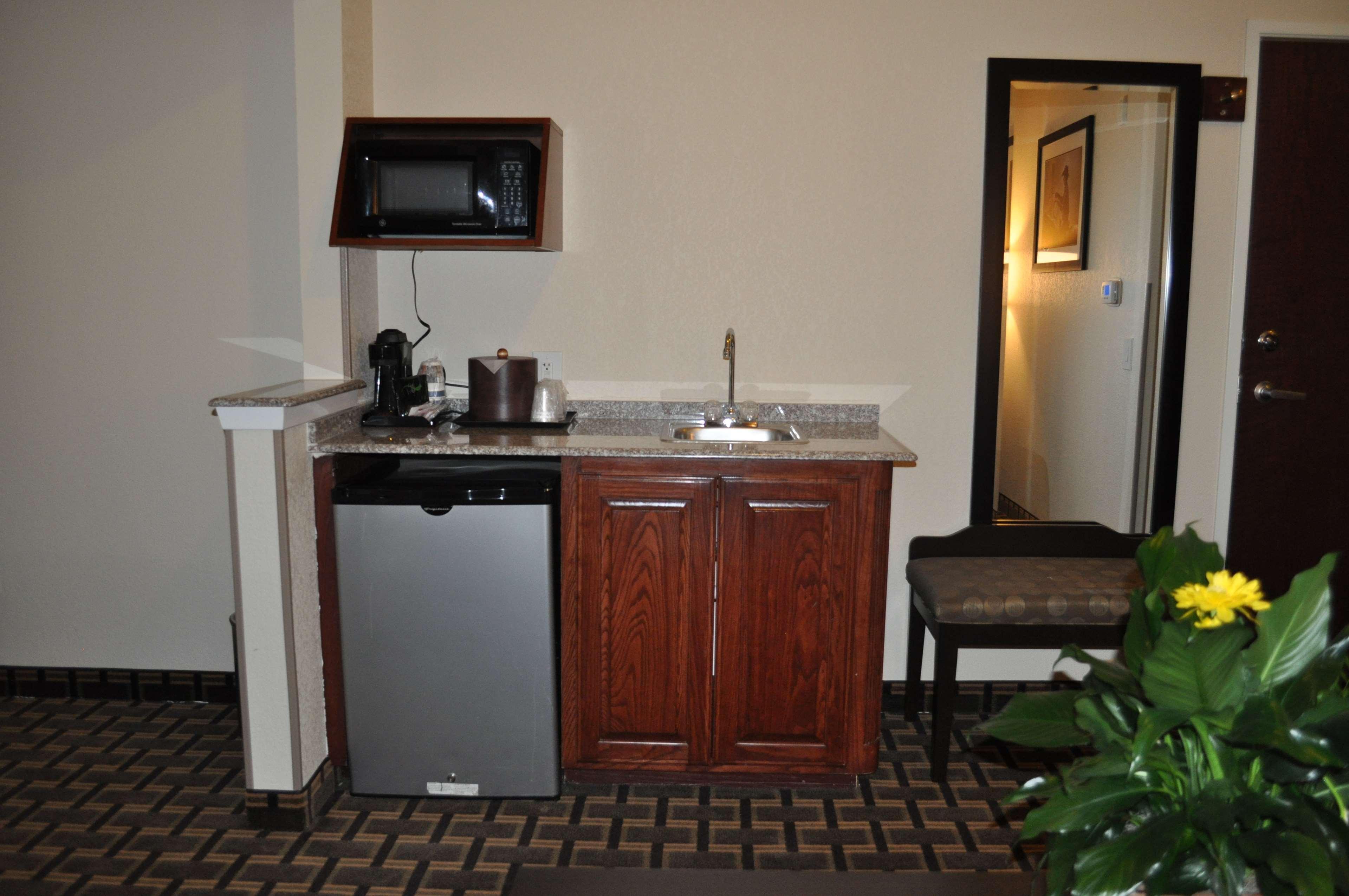 Best Western Plus Cutting Horse Inn & Suites Weatherford Eksteriør billede