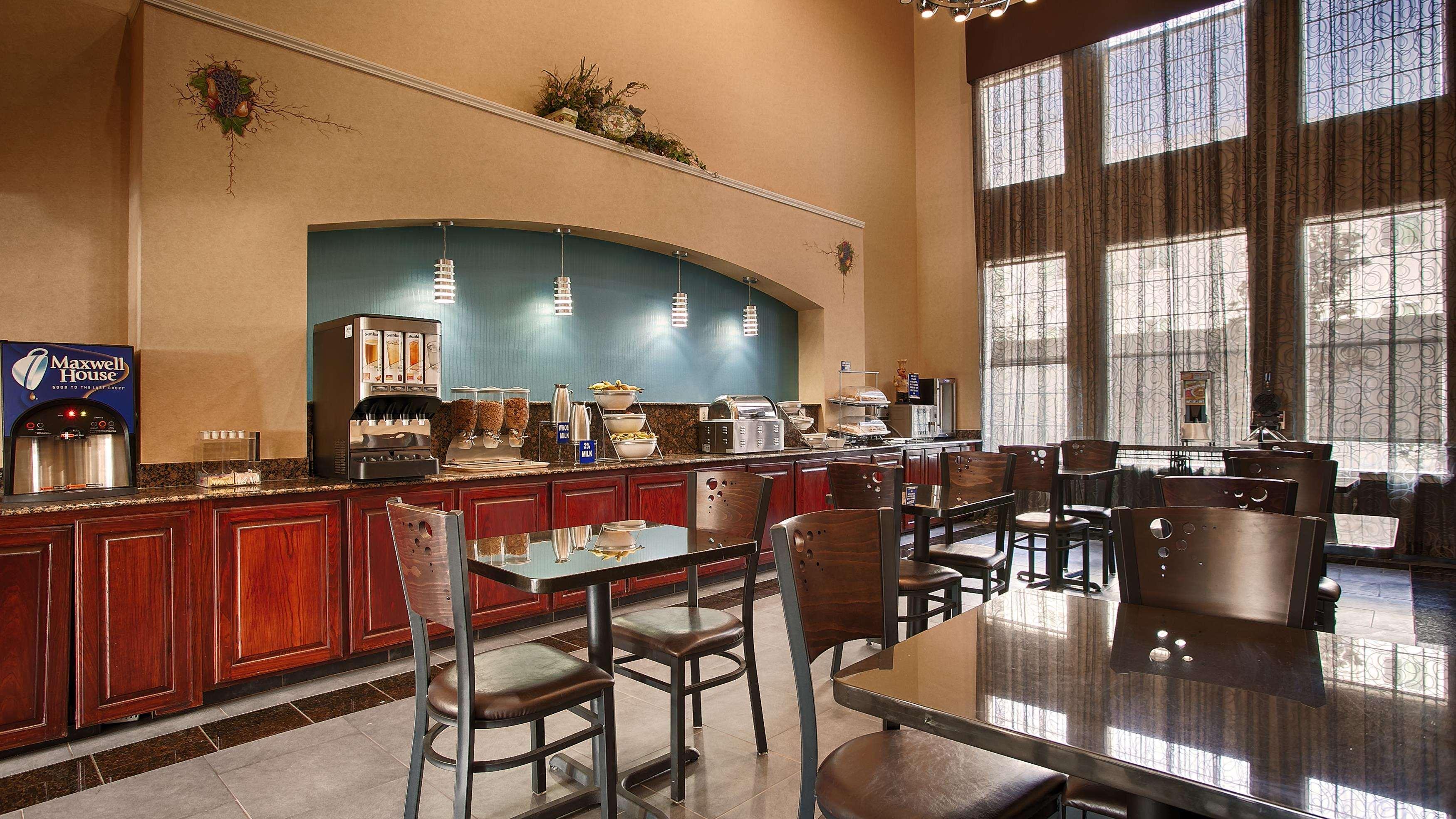 Best Western Plus Cutting Horse Inn & Suites Weatherford Eksteriør billede